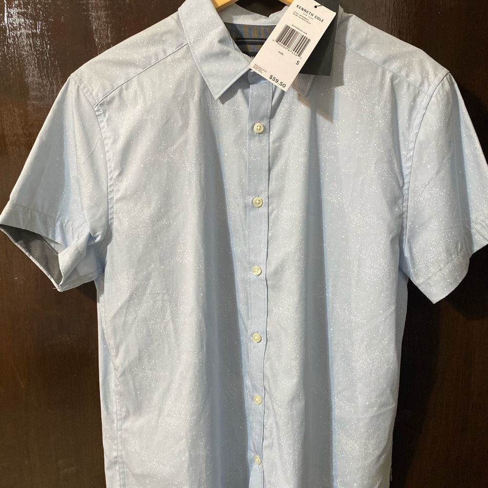 Kenneth Cole- Men Small- Light blue with print